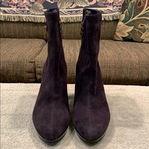 Bandolino suede boots